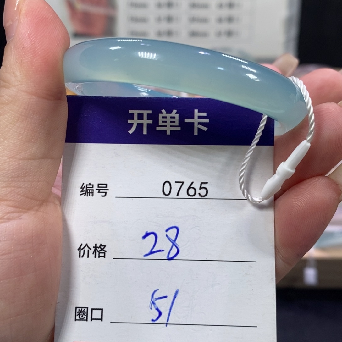 堇***华玛瑙/玉髓未镶嵌手镯0765