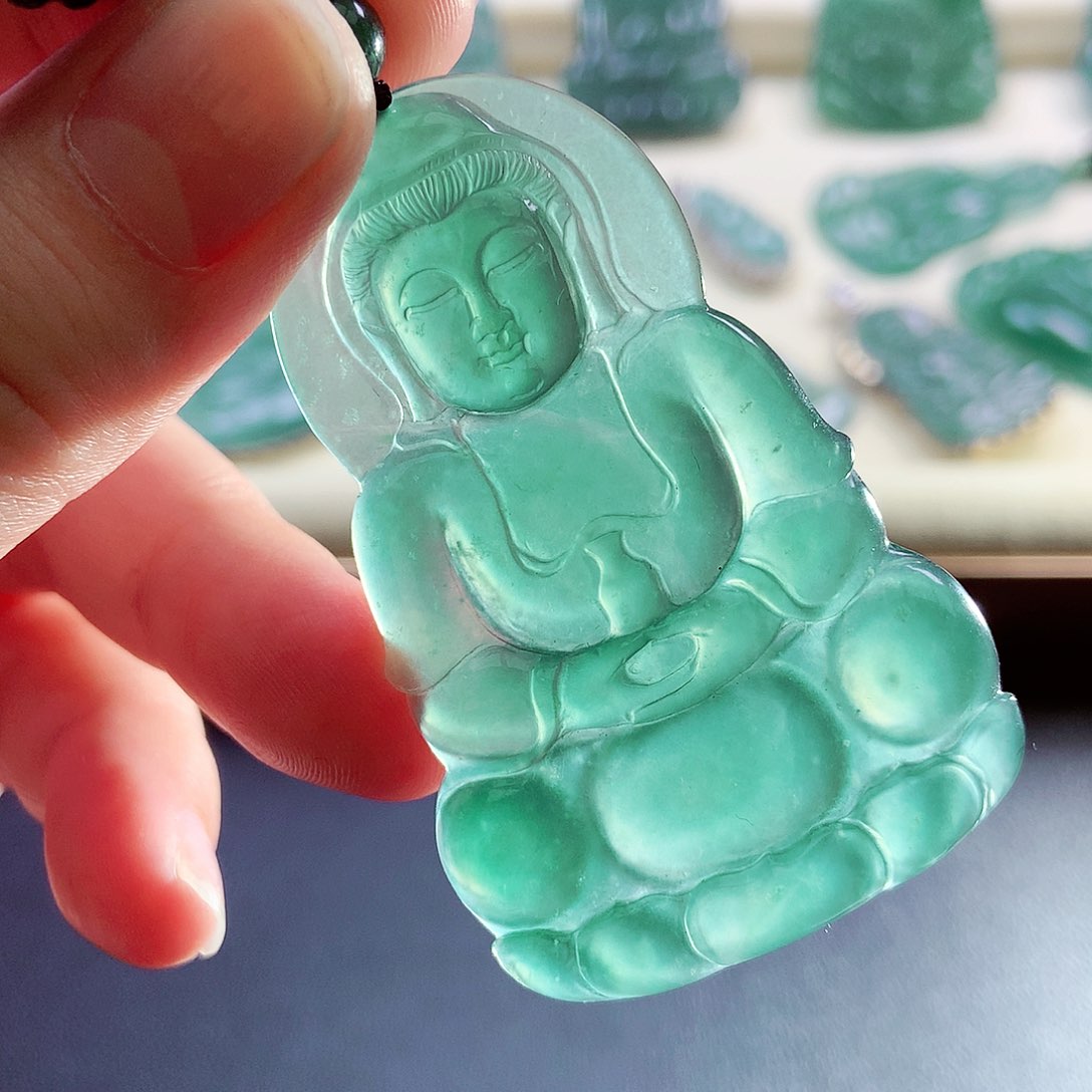 【闪购商品】翡翠未镶嵌颈饰天然