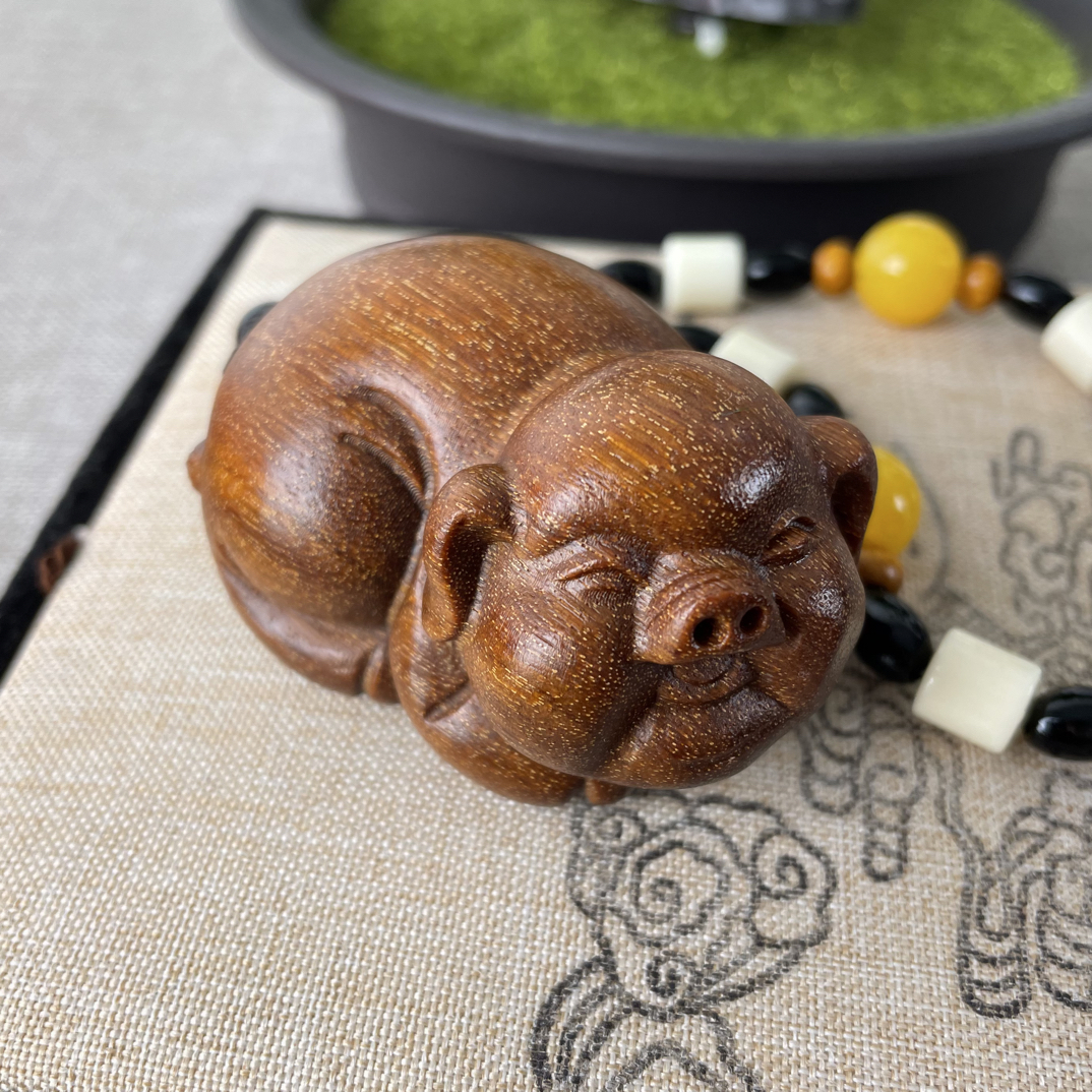 龙鳞满星生肖福猪手把件