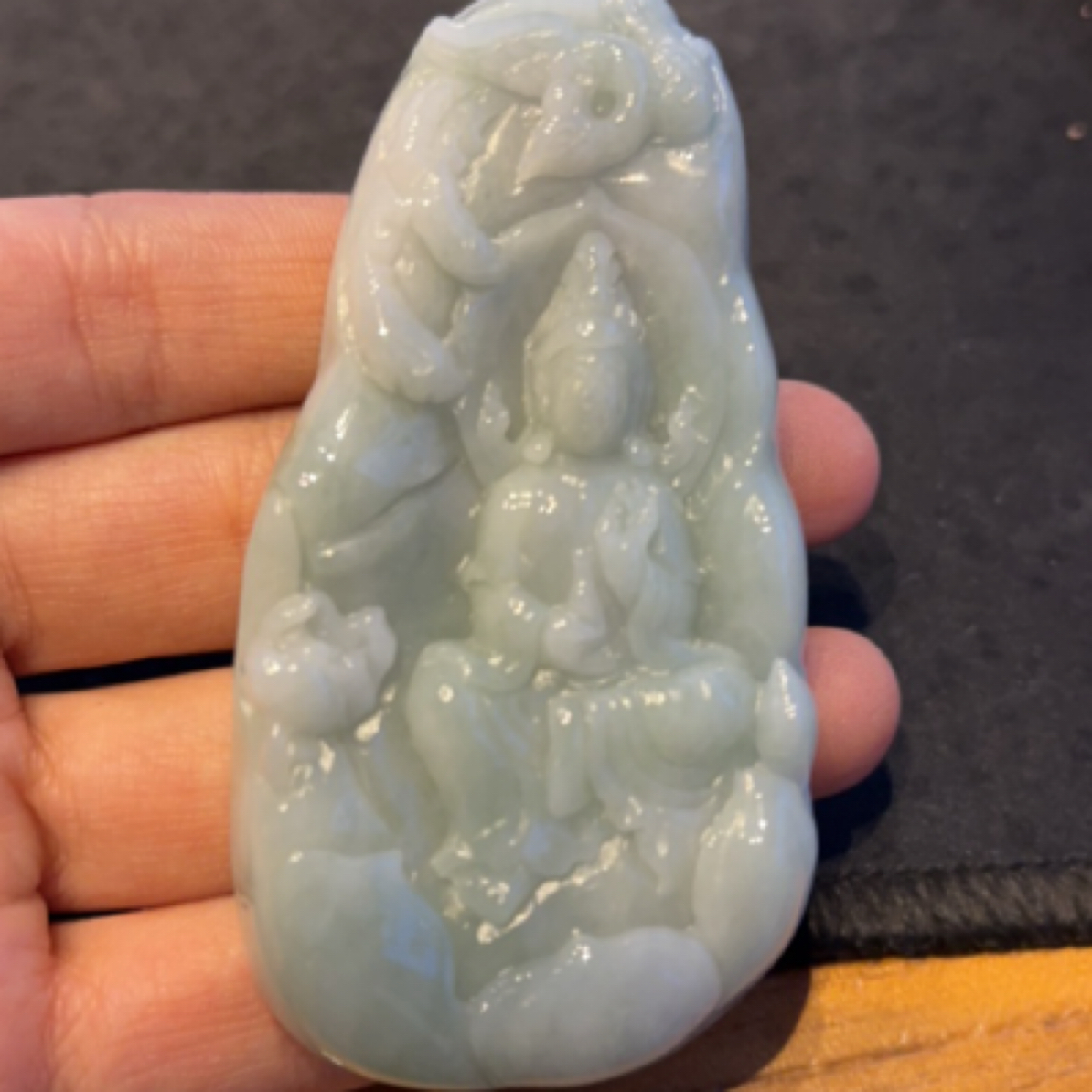 翡翠随型自在观音0126