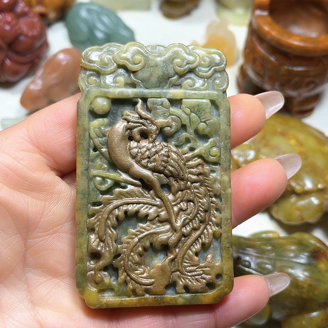 白玉菩提吊坠白玉菩提吊坠