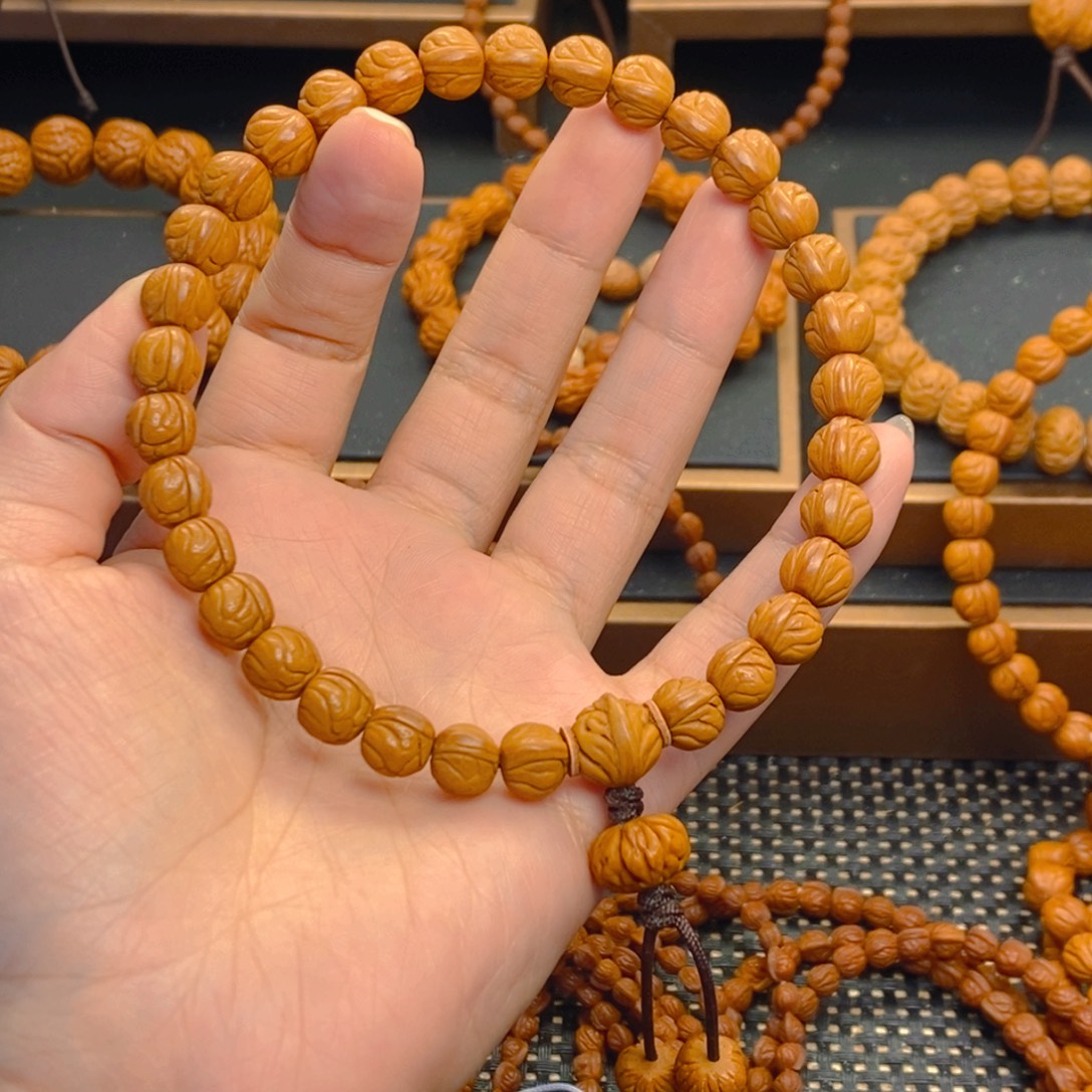 六***迹桃核吊坠秦岭森林09