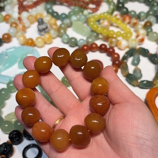 菲***菲蛇纹石玉未镶嵌手串