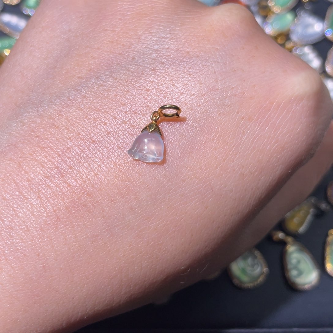 翡翠颈饰18K金镶嵌天然