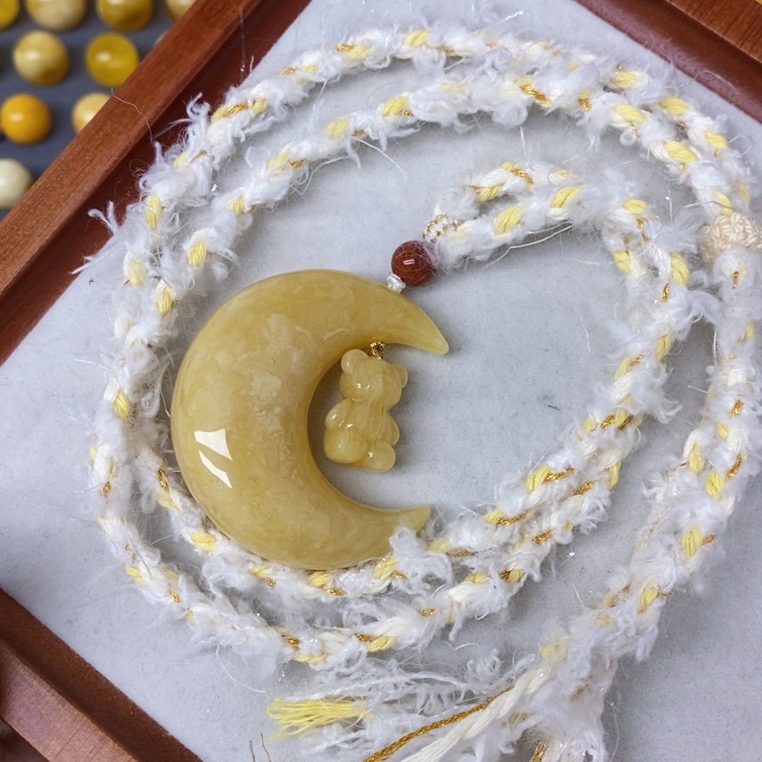 琥珀珠宝奇石未镶嵌