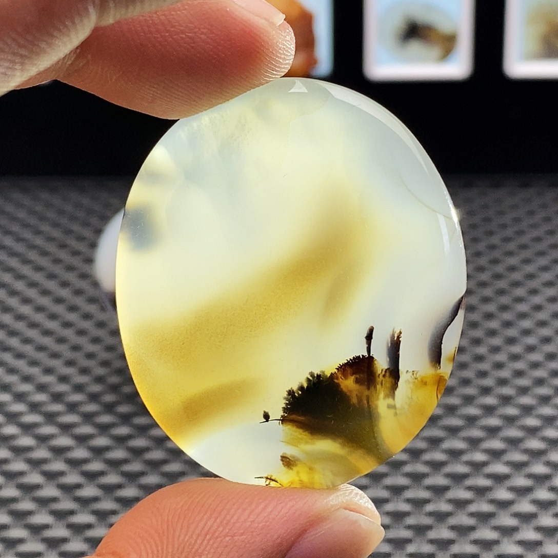 用***3玛瑙/玉髓未镶嵌吊坠(不含链)