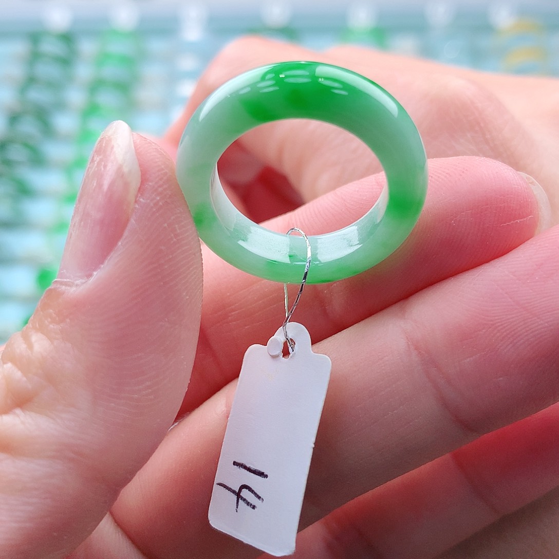 翡翠未镶嵌戒指A货缅甸翡翠