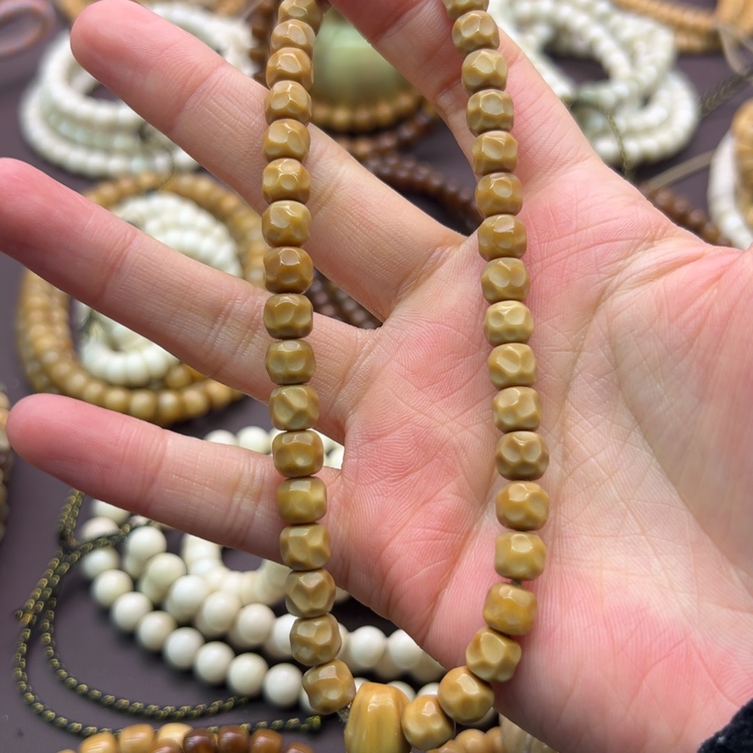 X***海吊坠龙脊菩提无相