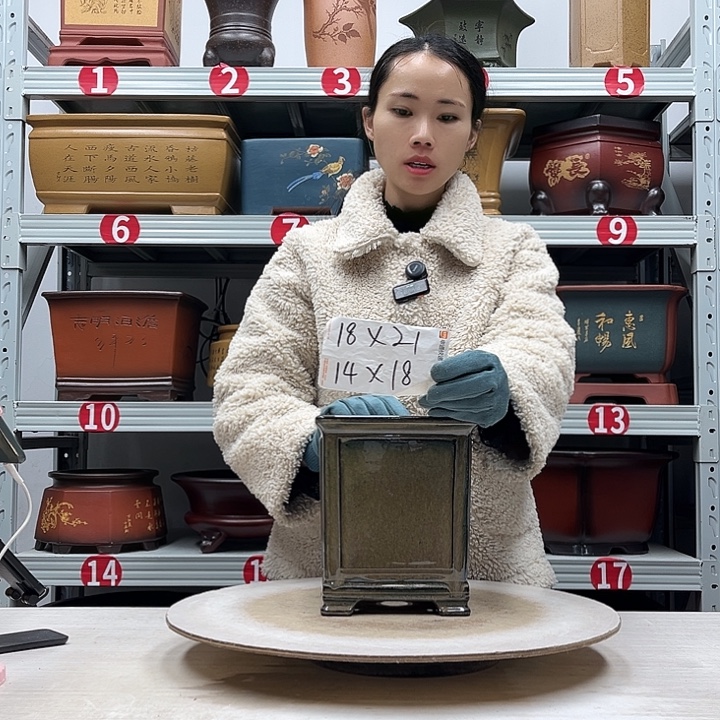 紫砂花盆紫砂花盆