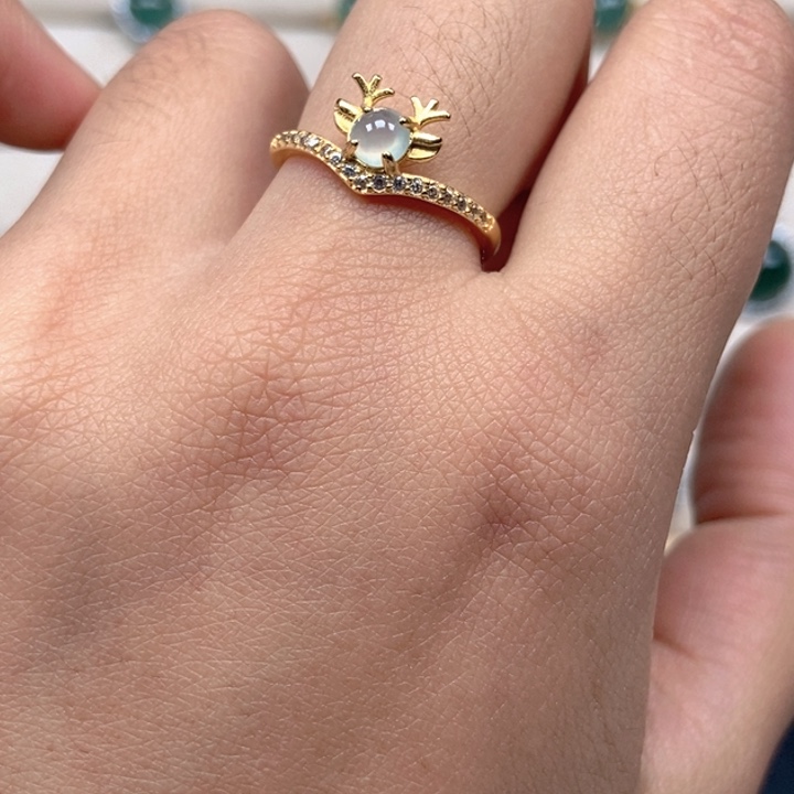 翡翠未镶嵌戒指戒指