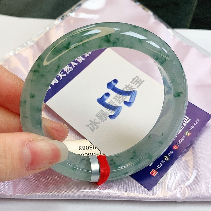翡翠手镯未镶嵌缅甸天然a货翡翠