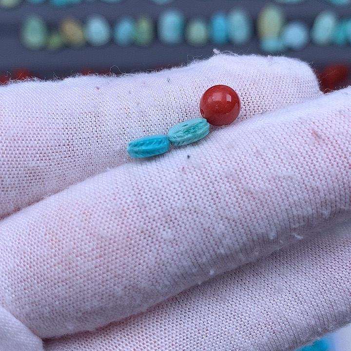 南红玛瑙未镶嵌珠宝奇石