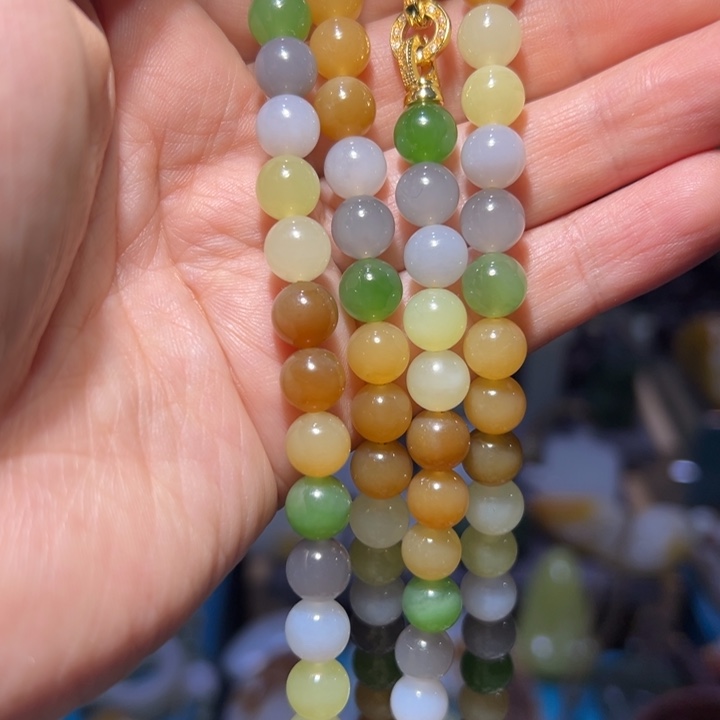 和田玉未镶嵌车挂