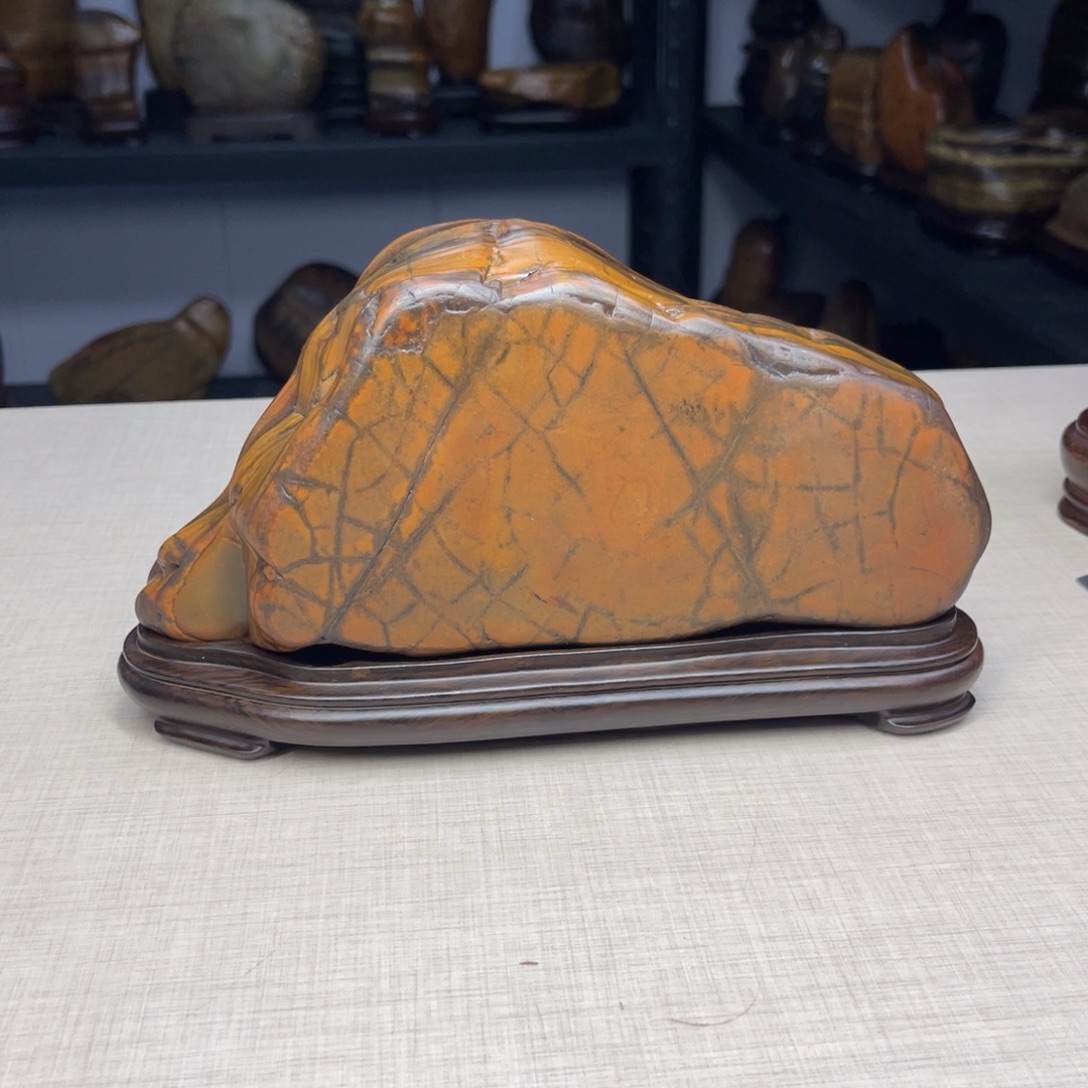 石材广西大化彩玉石配底座