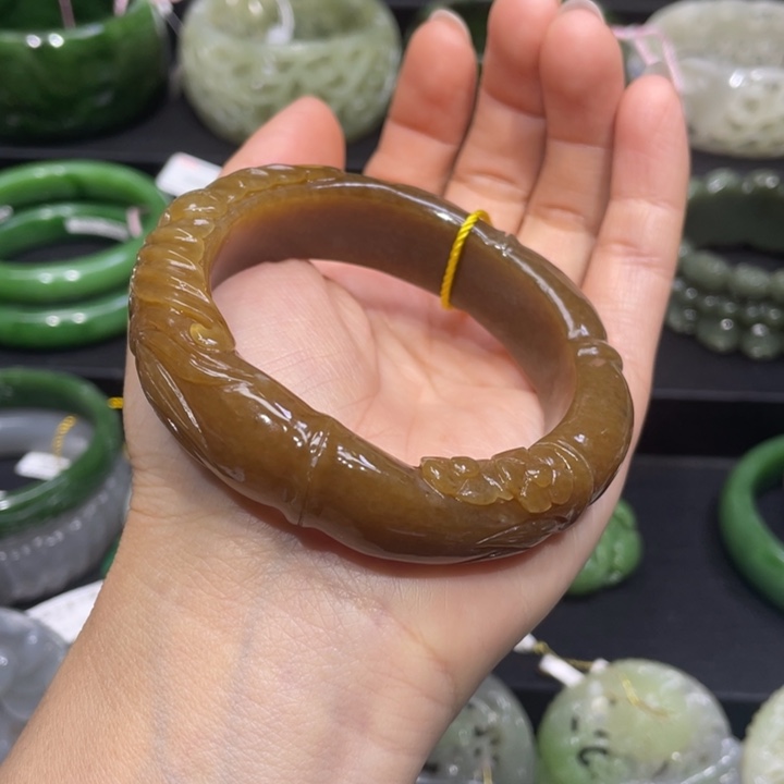 和田玉手镯54圈口 编号104未镶嵌