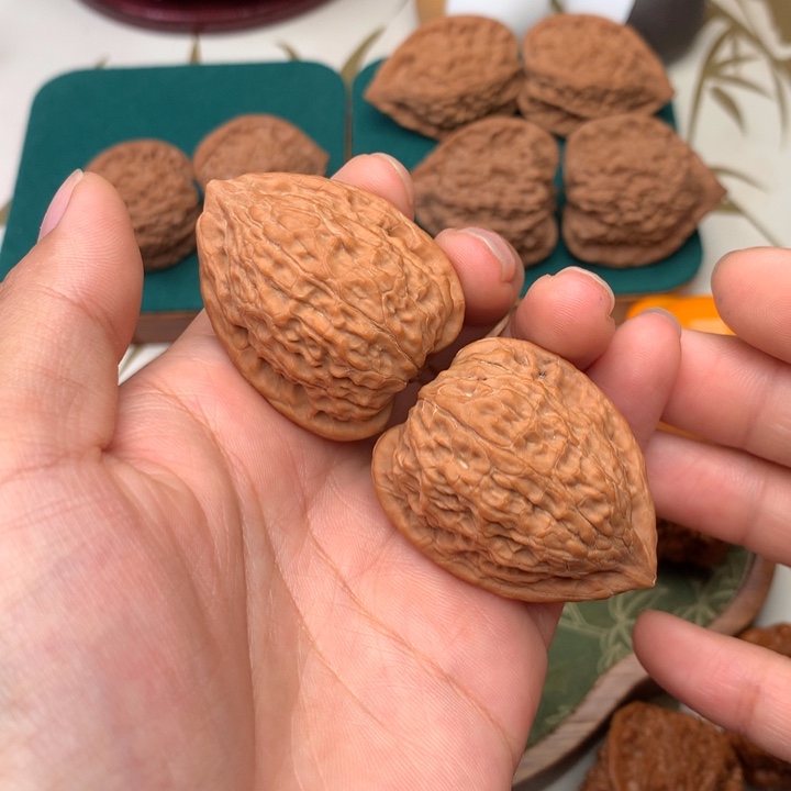 把件文玩核桃一抹红34