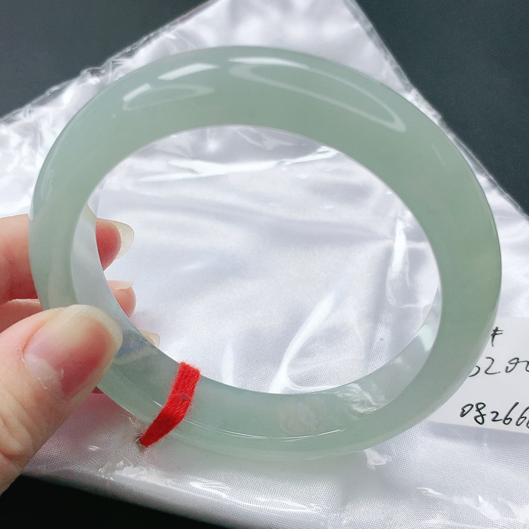 翡翠手镯未镶嵌缅甸天然A货翡翠