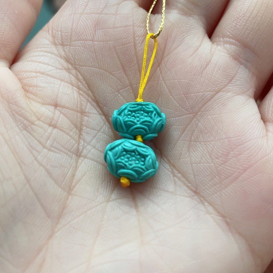 绿松石颈饰未镶嵌