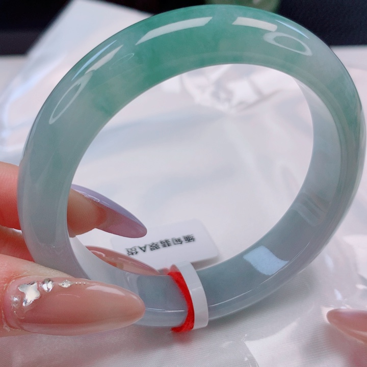 翡翠未镶嵌手镯55圈