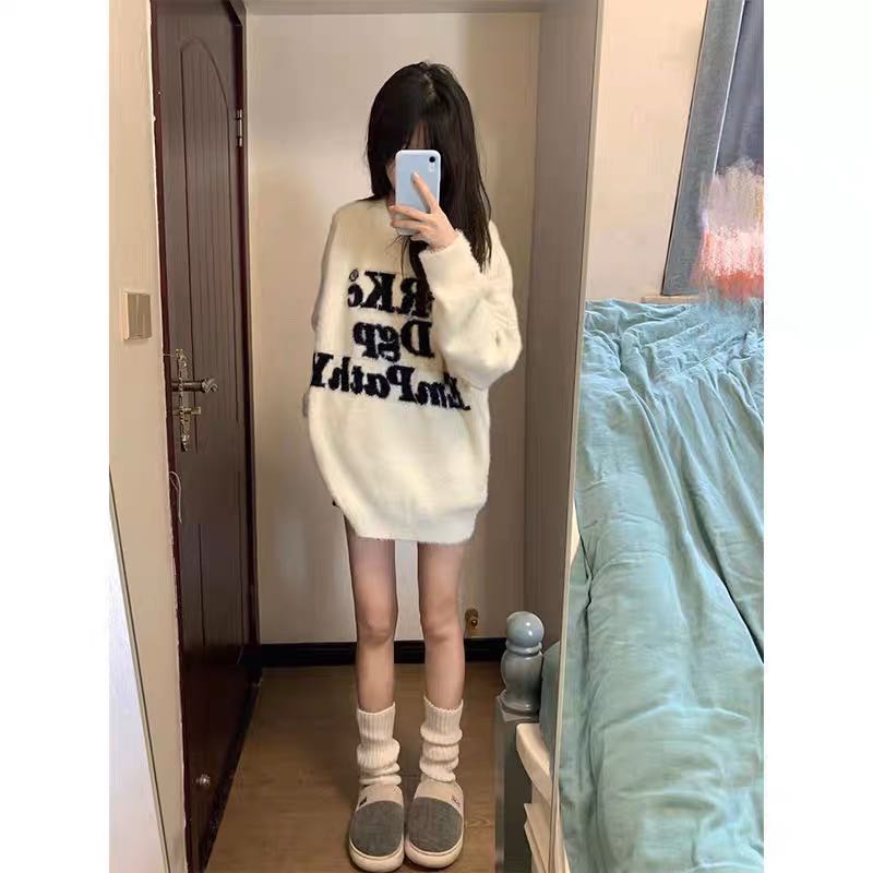 美拉德秋冬新款高街字母印花休闲慵懒风毛衣女ins超火宽松针织衫