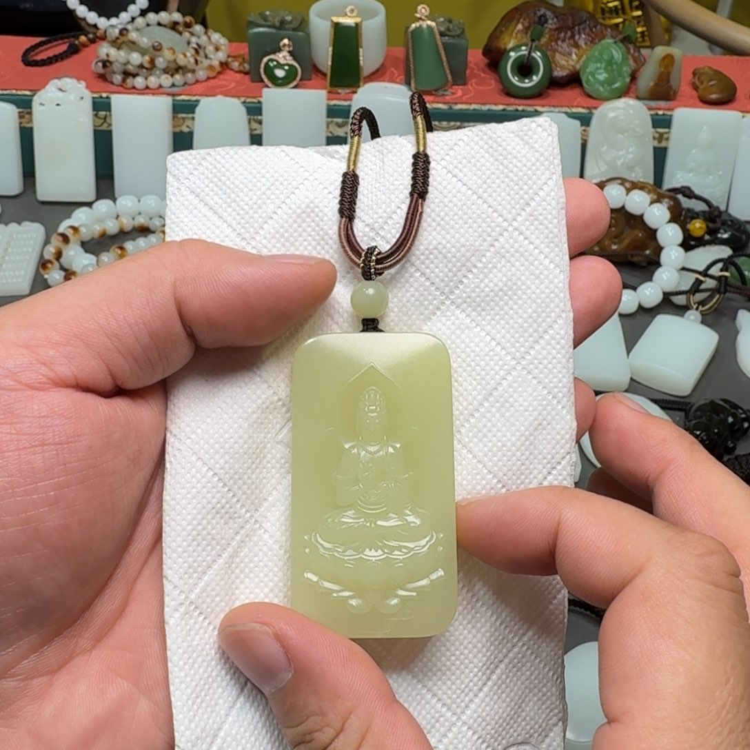 和田玉未镶嵌吊坠(不含链)