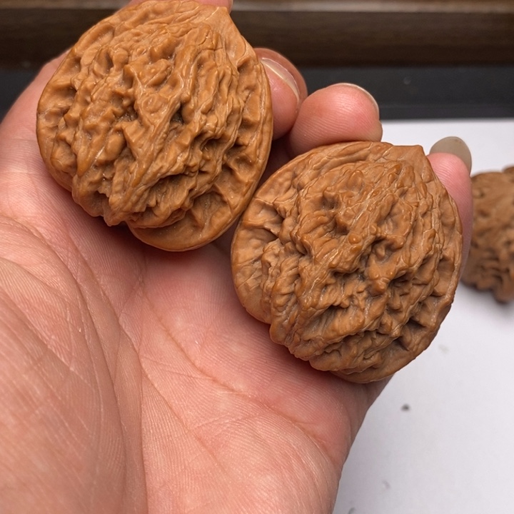 核桃手串/手链粗筋麦虎狮子头42尺寸