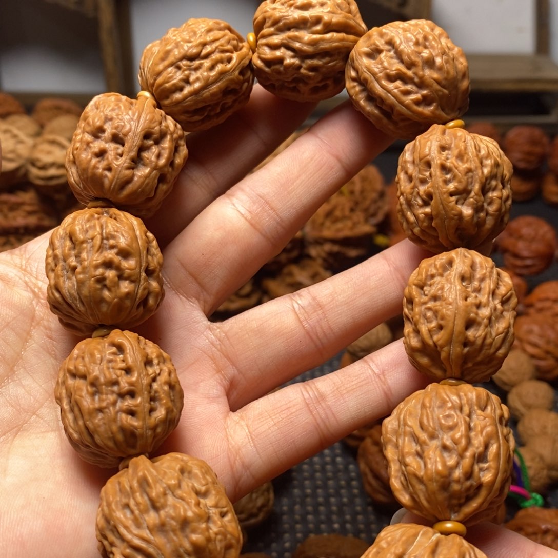 文玩核桃手串异形手持
