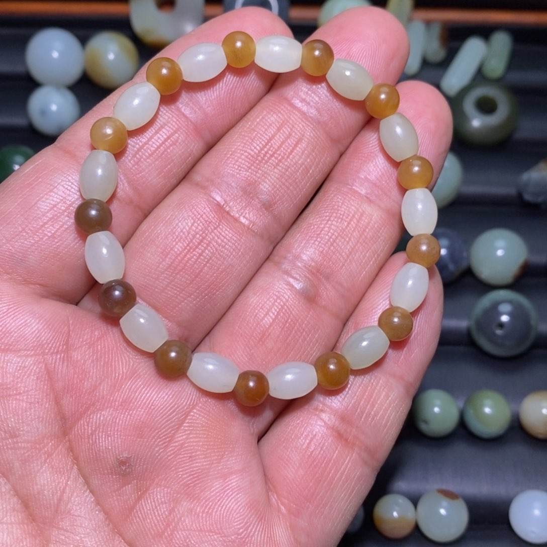 和田玉（糖玉）珠宝半成品未镶嵌