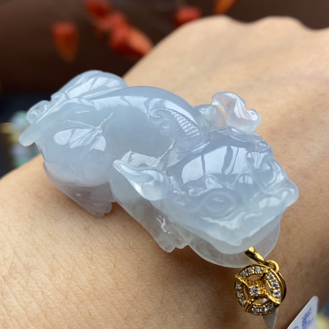 【闪购商品】颈饰18K金镶嵌翡翠77