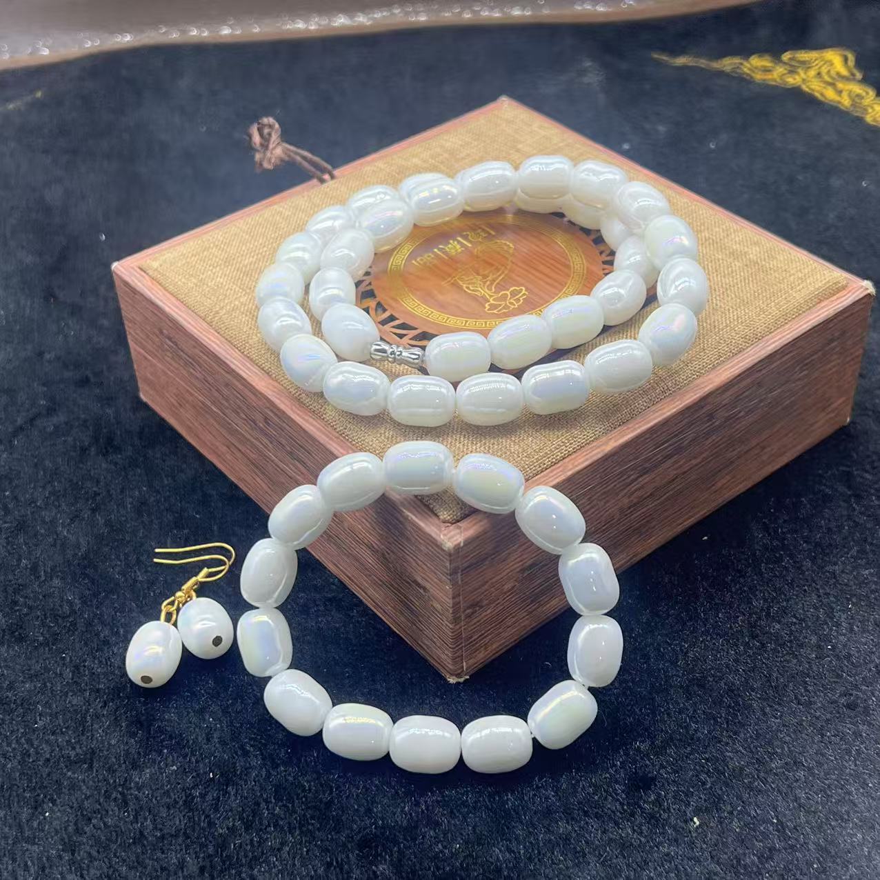 【百世璀璨 尽耀光芒】蛋白鲛珠套装D01