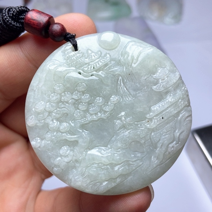 翡翠未镶嵌颈饰翡翠