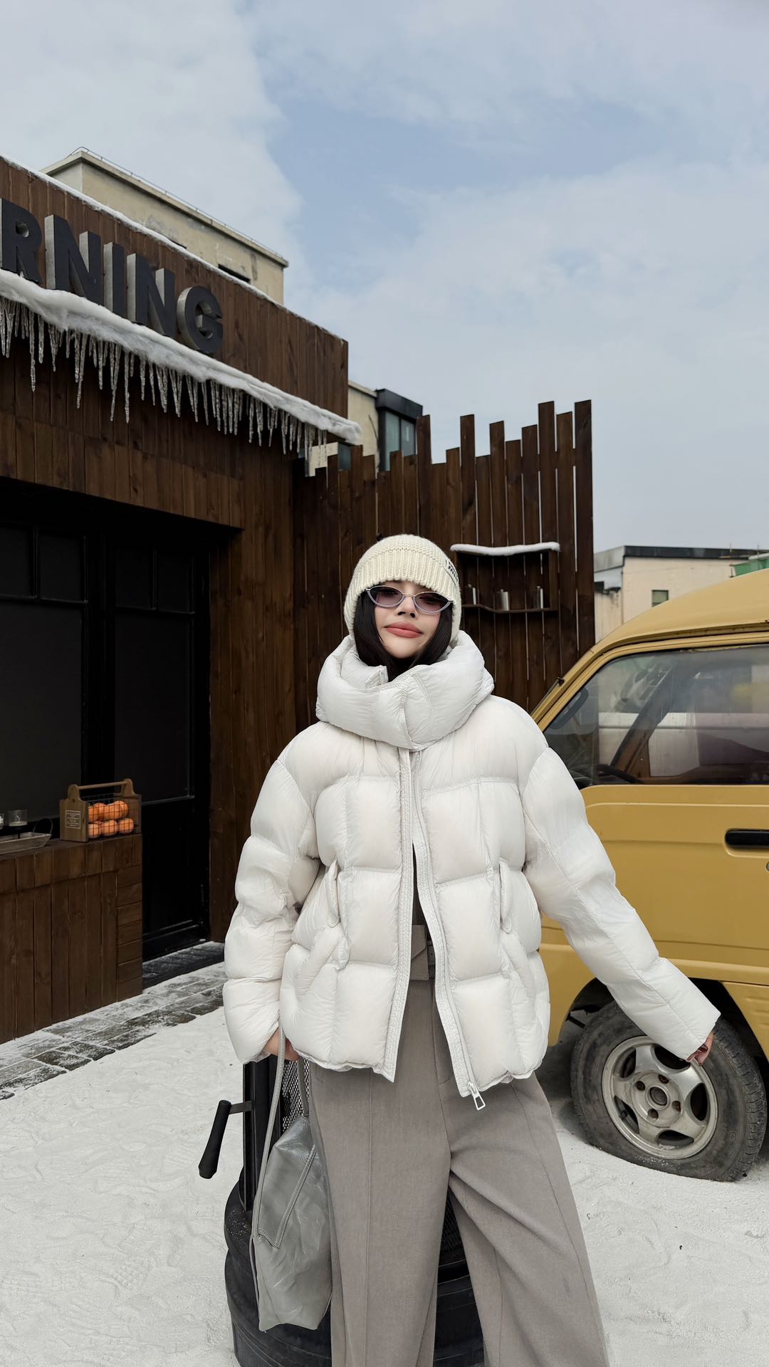 短款立领连帽短款撞色女士宽松秋冬休闲保暖