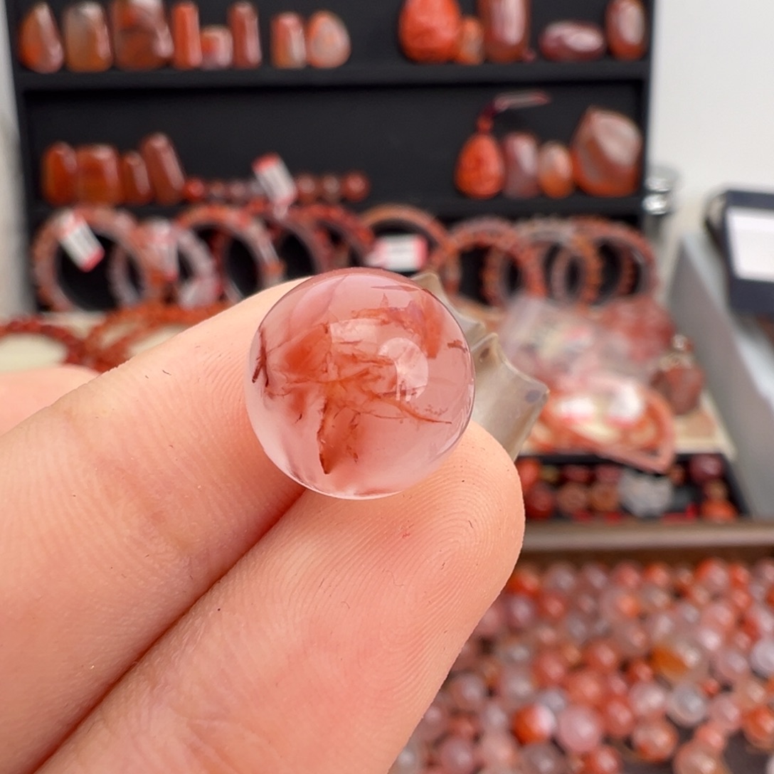 南红玛瑙未镶嵌颈饰