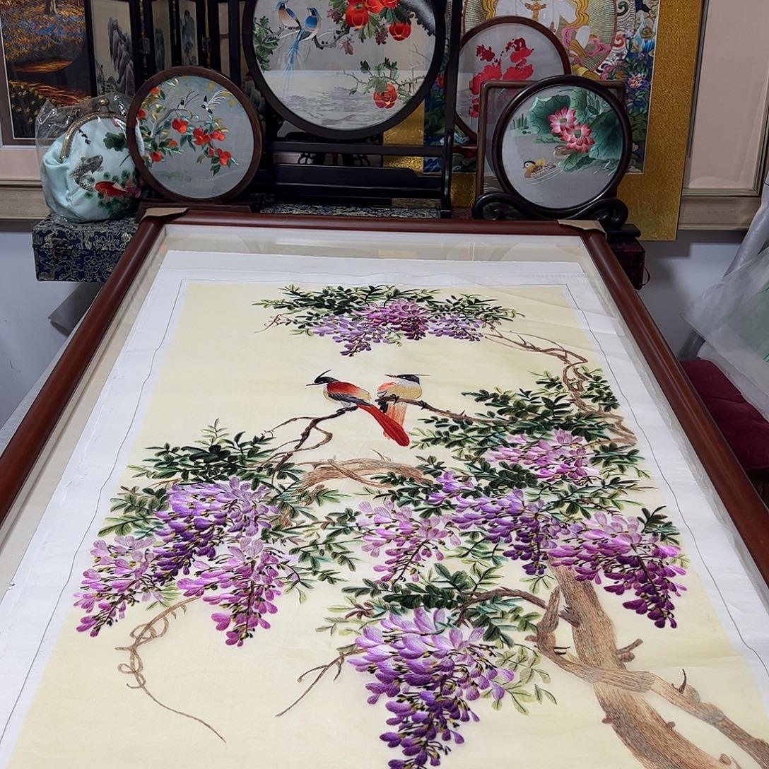 轮***回刺绣纯手工刺绣画