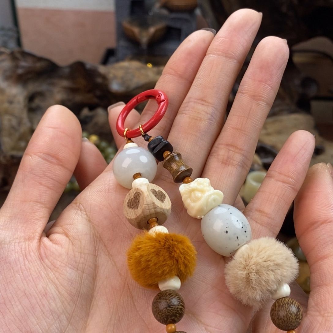 红***@和田玉未镶嵌颈饰