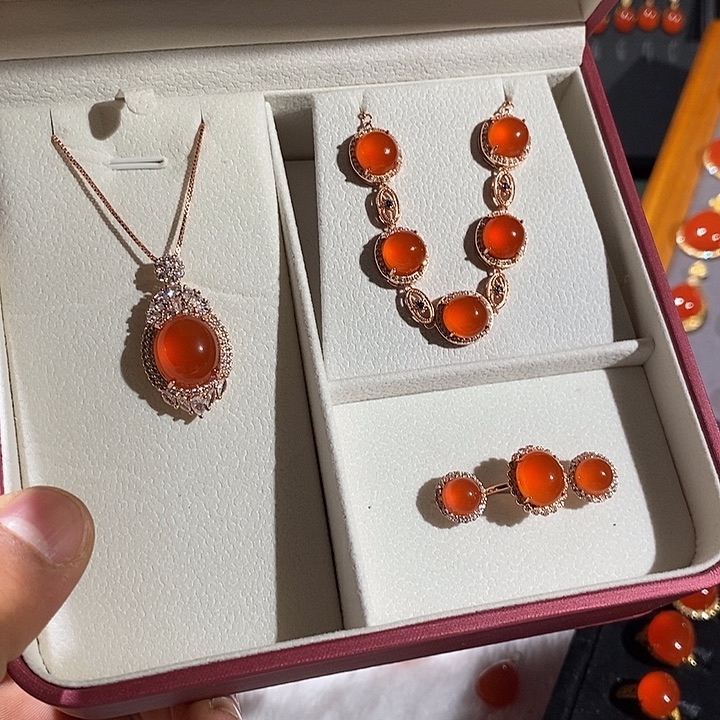 南红玛瑙颈饰银S925镶嵌