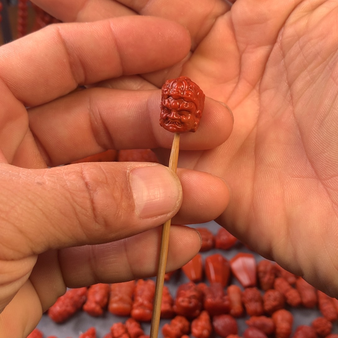 南红玛瑙配饰大黑天头卡13未镶嵌