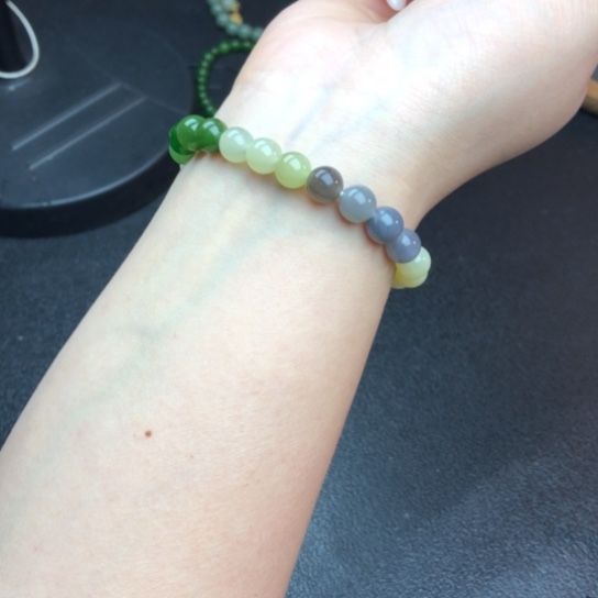 和田玉未镶嵌手链