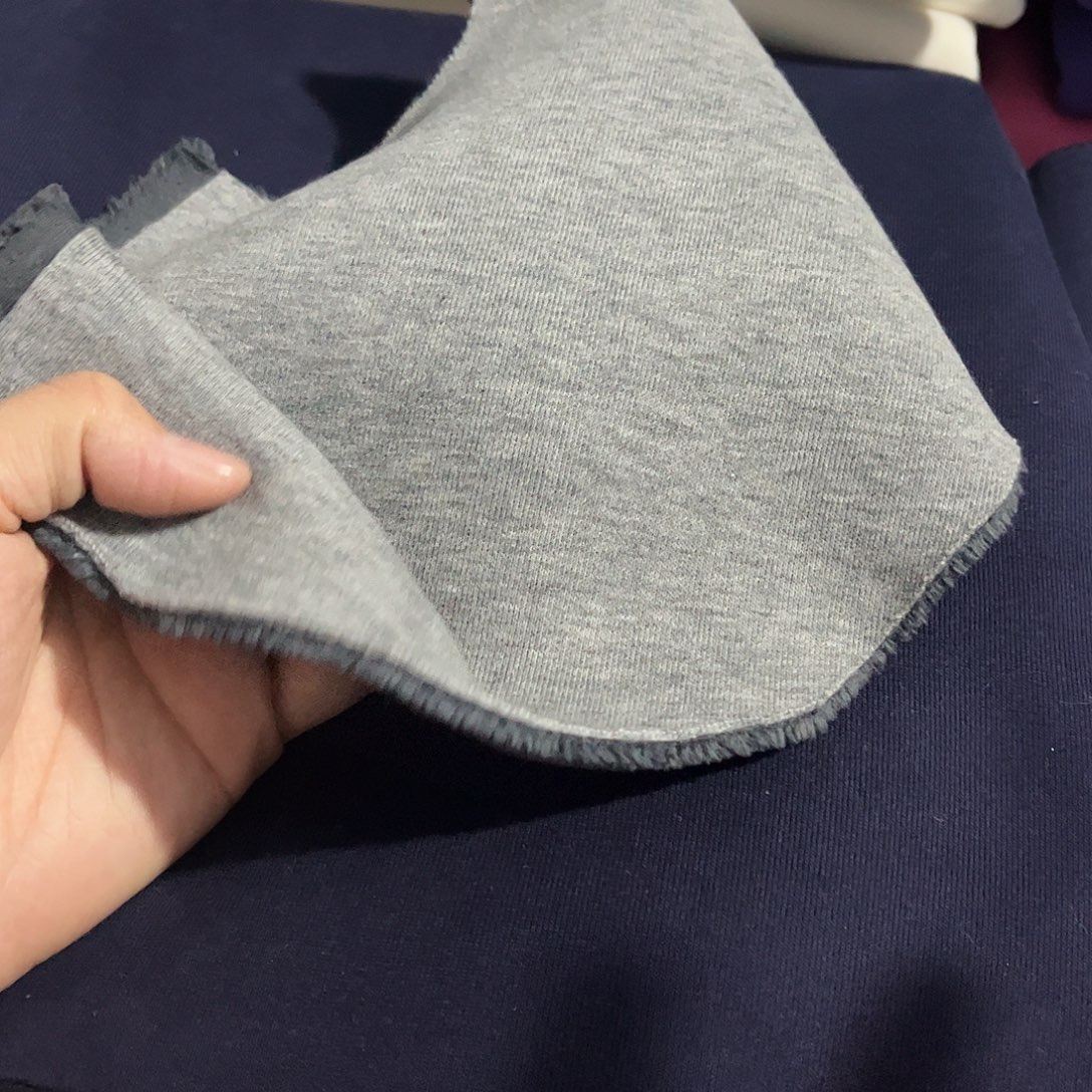 特特厚花灰色奥利绒1.8×2米长带螺纹