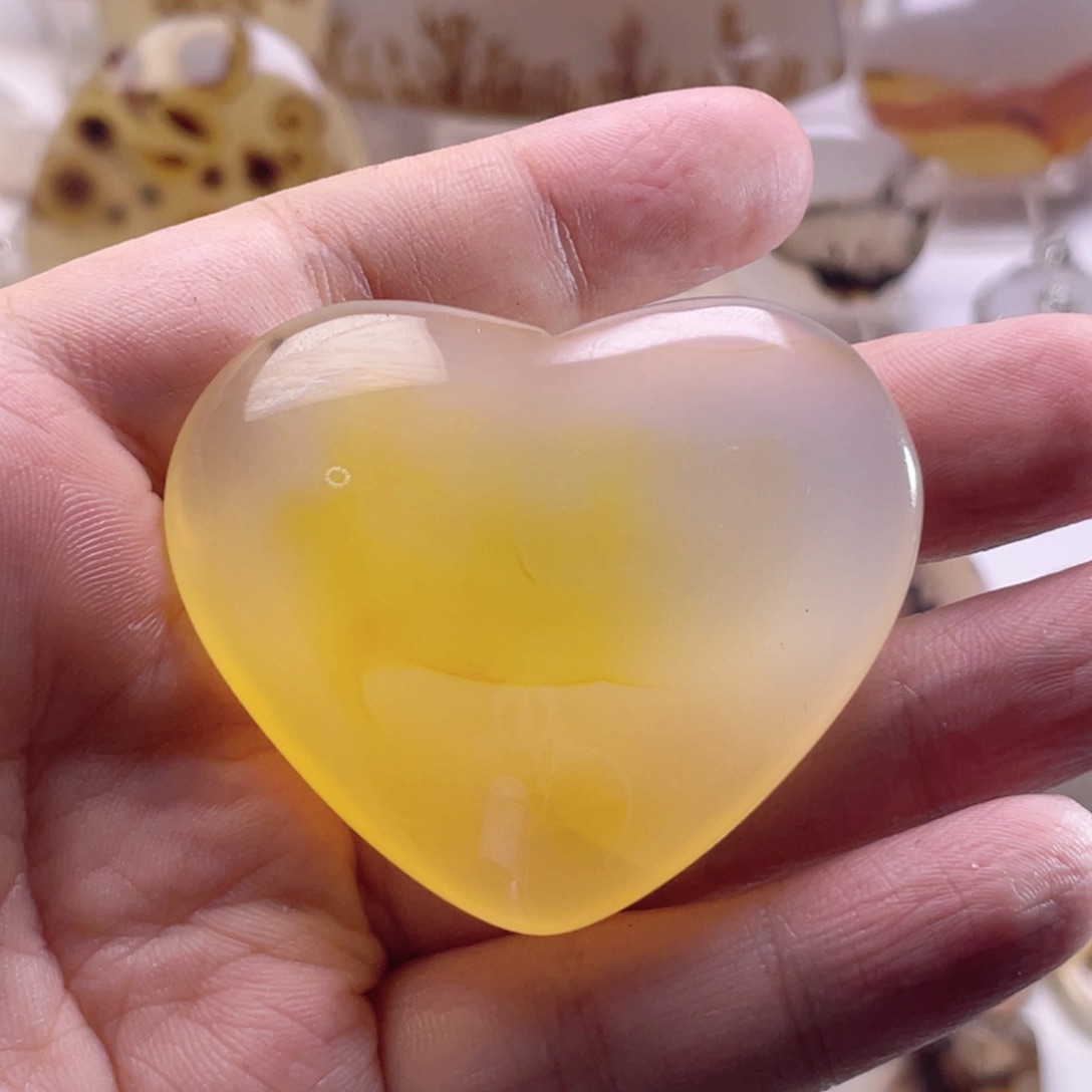 玛瑙/玉髓未镶嵌珠宝奇石