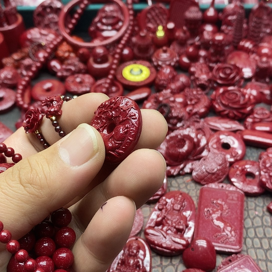 天然辰砂朱砂吊坠