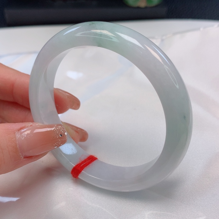 翡翠手镯未镶嵌可****座56圈口