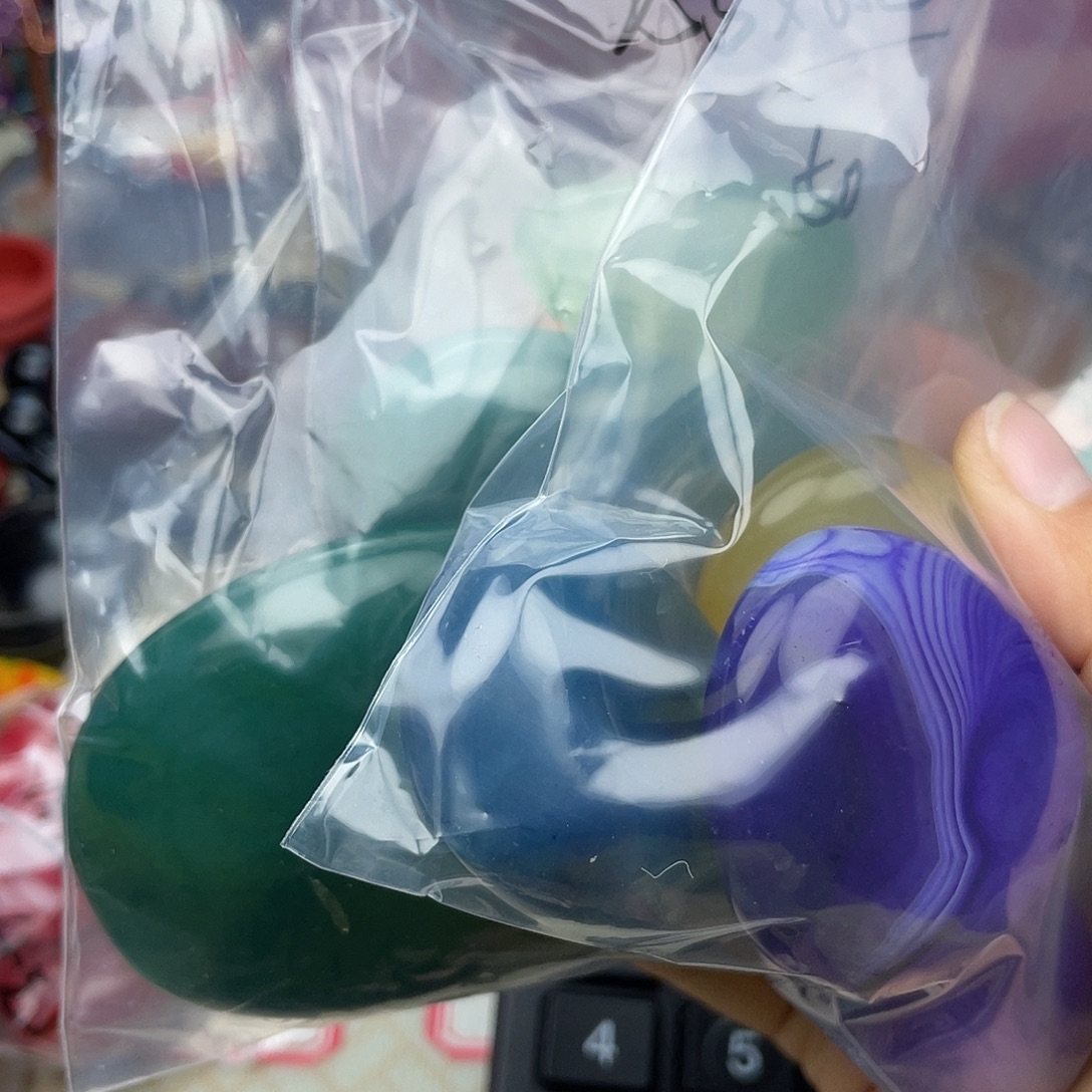 戴***苗玛瑙/玉髓合金颈饰