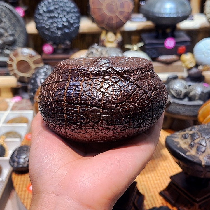 一****石材龟纹石精品摆件