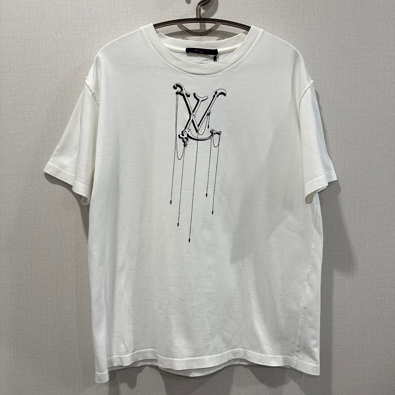 99新 LouisVuitton/路易威登 白色吊坠短袖 尺码：M 11064