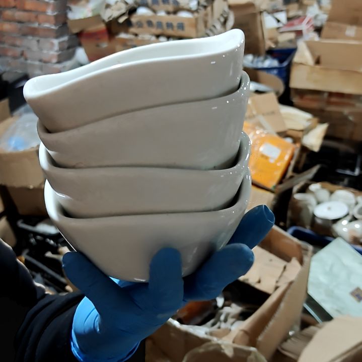 摆件陶瓷盘子碗啥都有