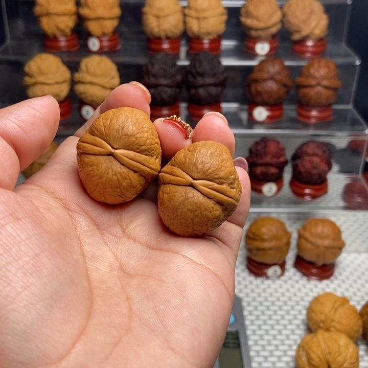 文玩核桃把件元宝20