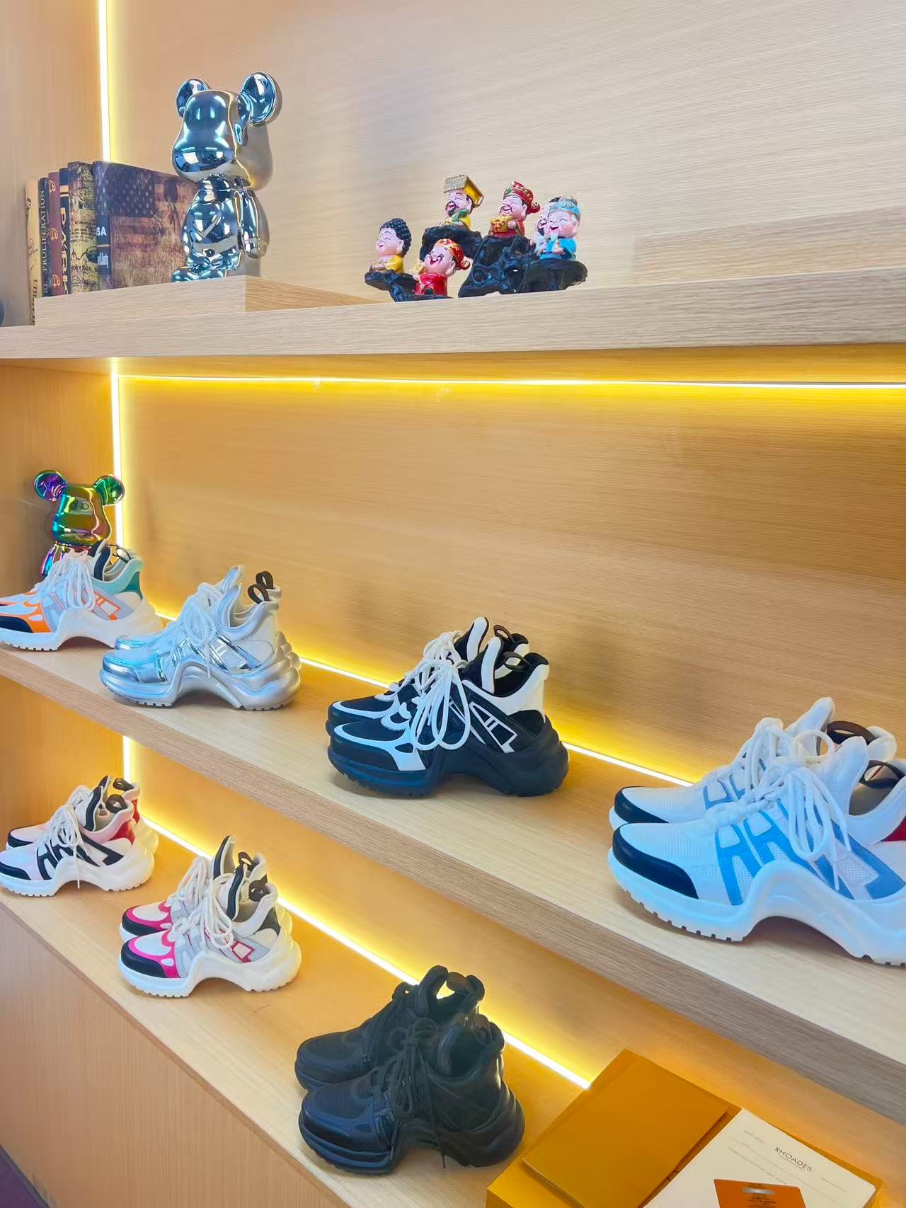 【专柜正品】2025冬季专柜撤柜新款运动鞋弓形鞋男女同款穿搭老爹鞋