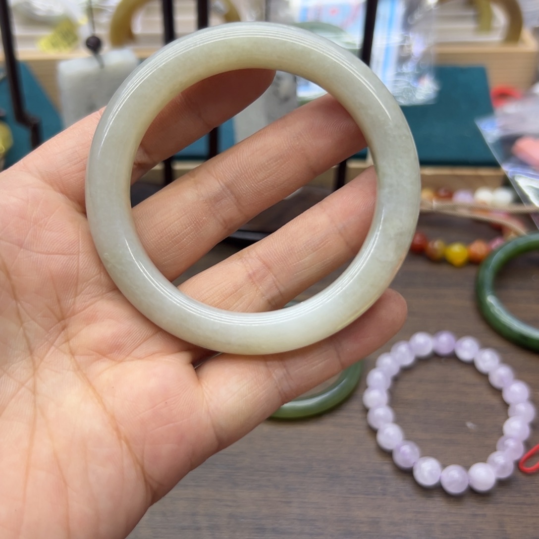 和田玉未镶嵌手镯56.2圈围826