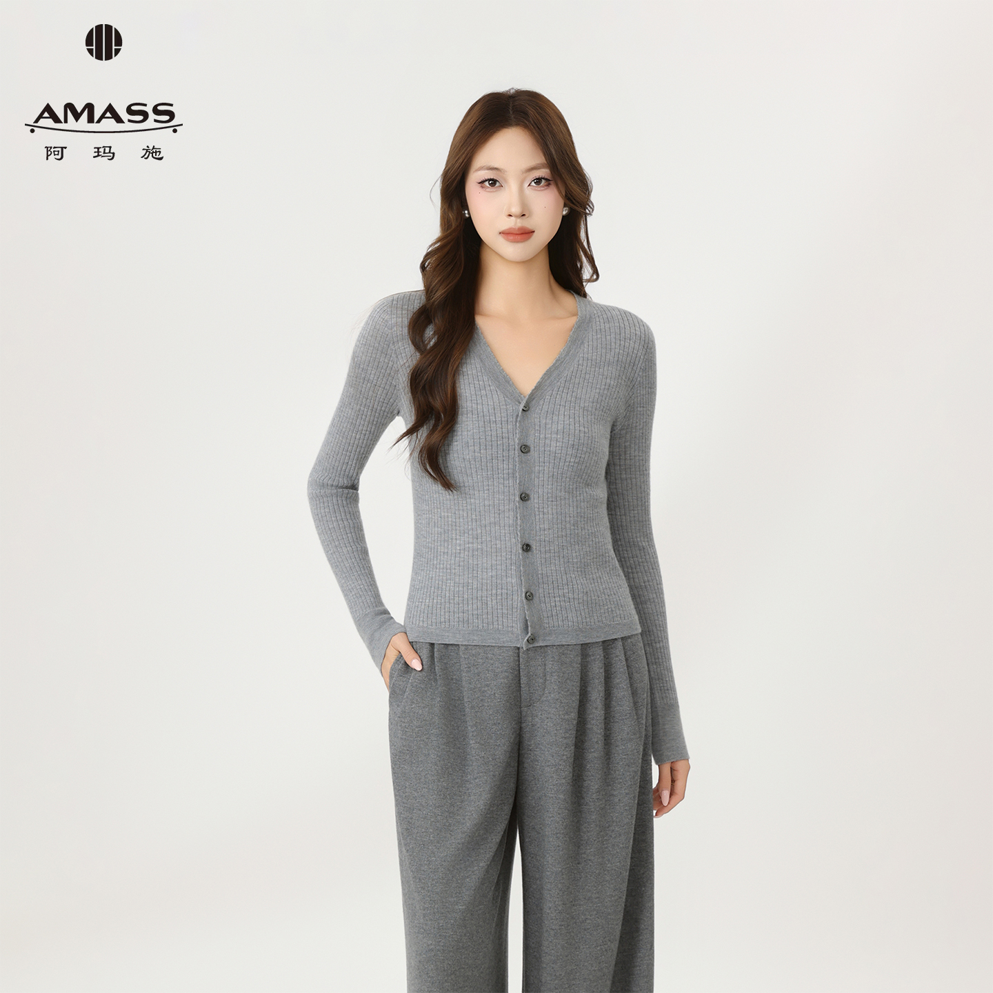 AMASS/阿玛施秋季流光风修身显瘦气质坑条山羊绒针织开衫女548042